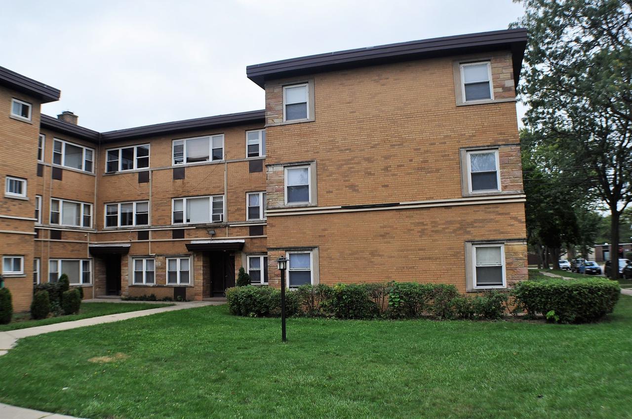 6819 N Seeley Ave. #2A, Chicago, IL 60645