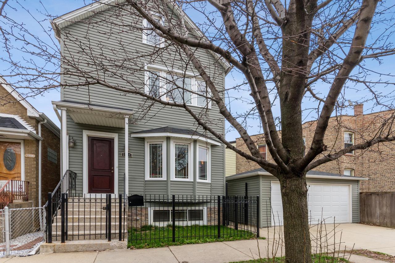 2914 W Nelson St., Chicago, IL 60618