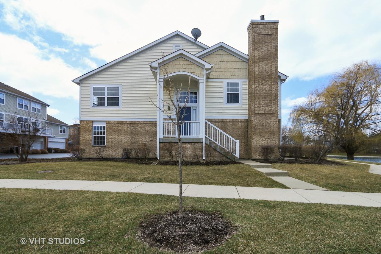 1220 Georgetown Way, Vernon Hills, IL 60061