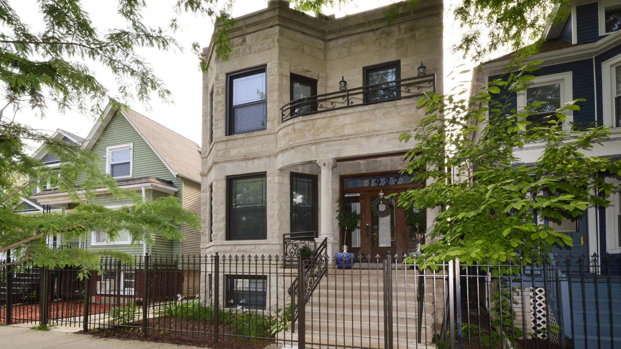1927 N Lawndale Ave., Chicago, IL 60647