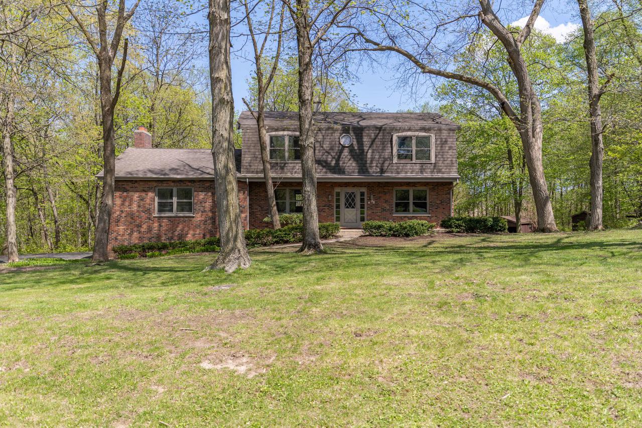 53 Crooked Creek Dr., Yorkville, IL 60560