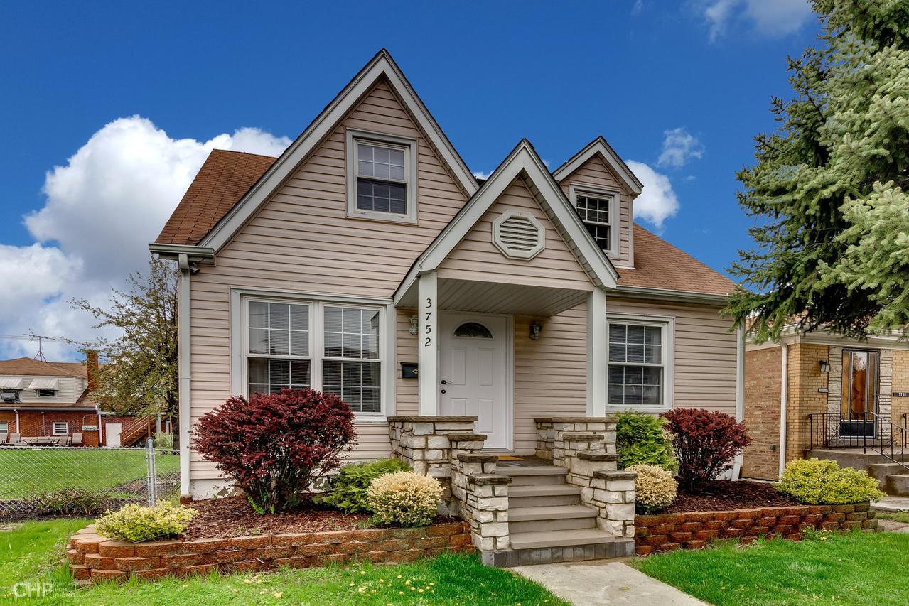 3752 N Oriole Ave., Chicago, IL 60634