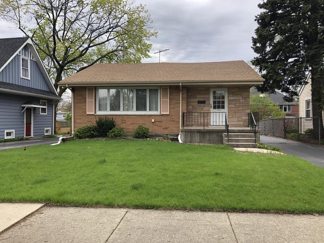 1024 S Ashland Ave., La Grange, IL 60525
