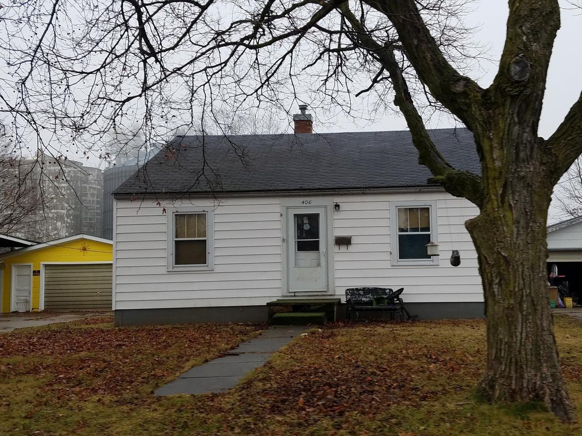 406 S Worth St., Sullivan, IL 61951