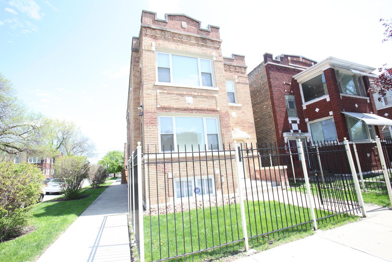 1457 N Lotus Ave., Chicago, IL 60651