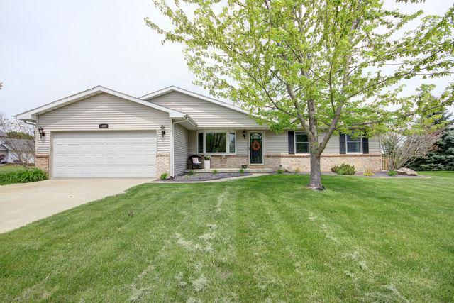 1402 E Grand Ave., St. Joseph, IL 61873