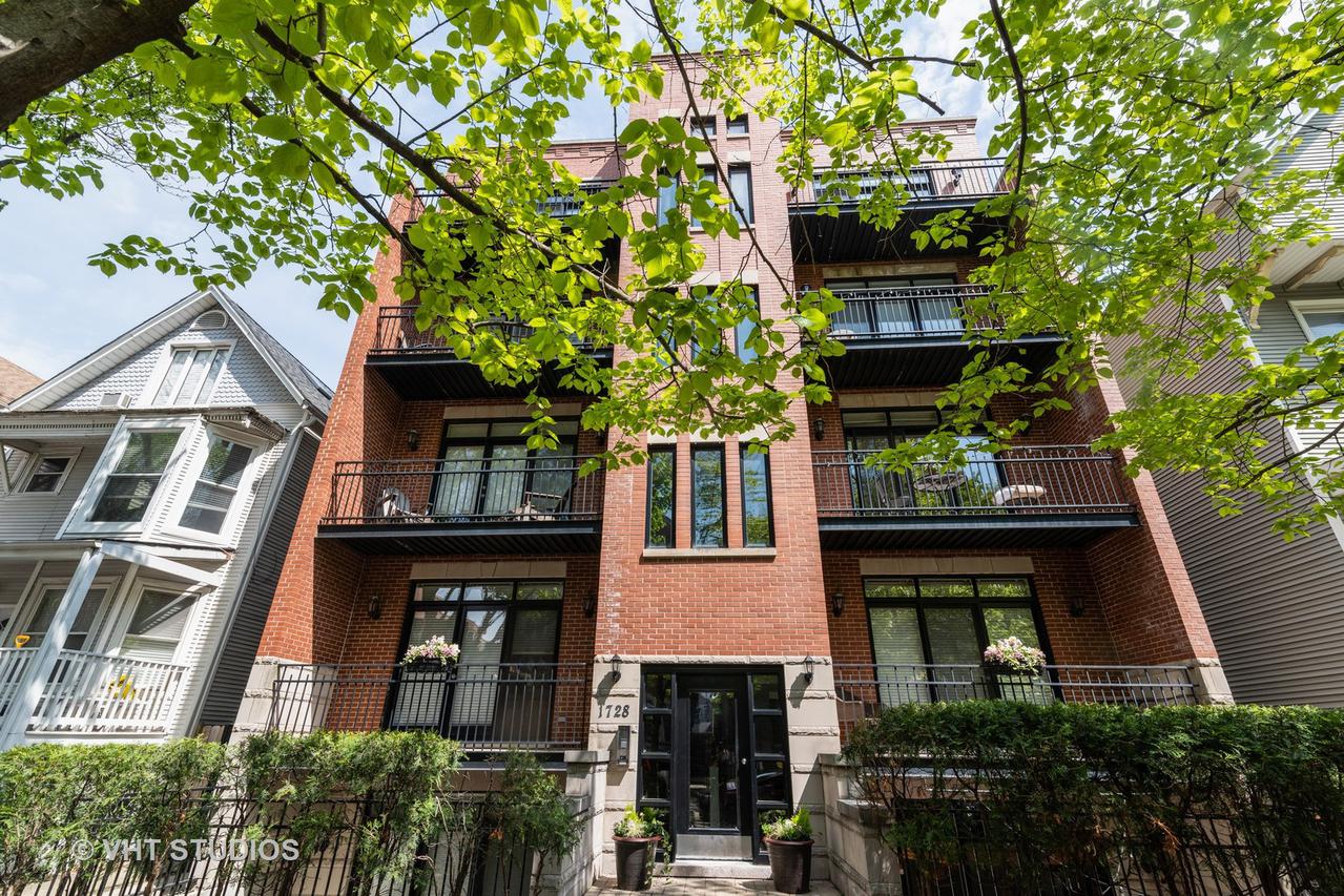 1728 W Roscoe St. #1, Chicago, IL 60657