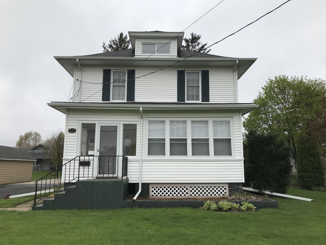 940 S 5th St., Princeton, IL 61356
