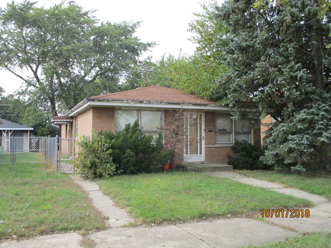 12812 S Manistee Ave., Chicago, IL 60633