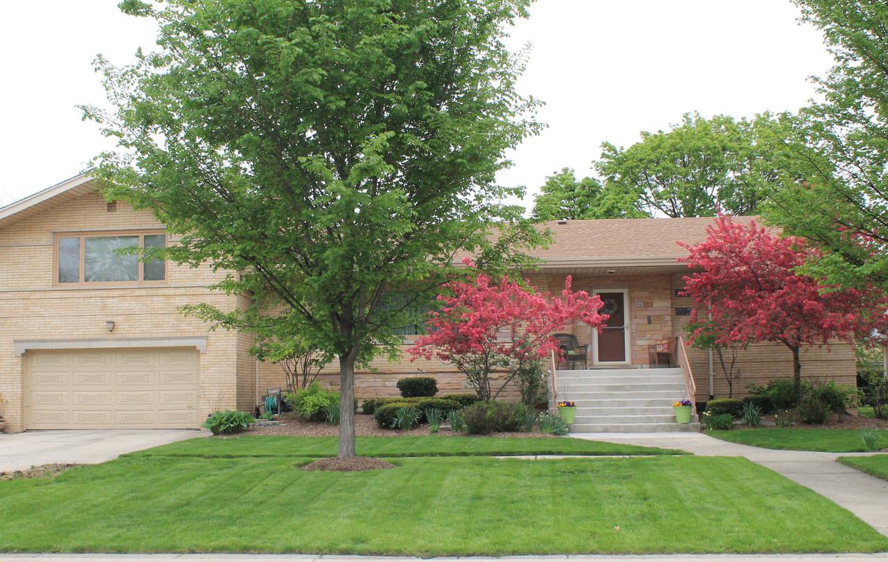 9543 S Central Park Ave., Evergreen Park, IL 60805