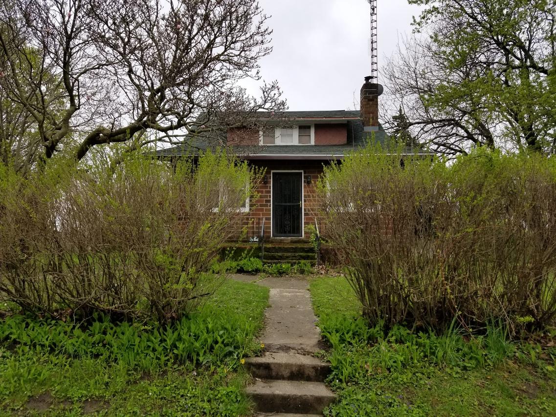 1125B Inlet Rd., Amboy, IL 61310