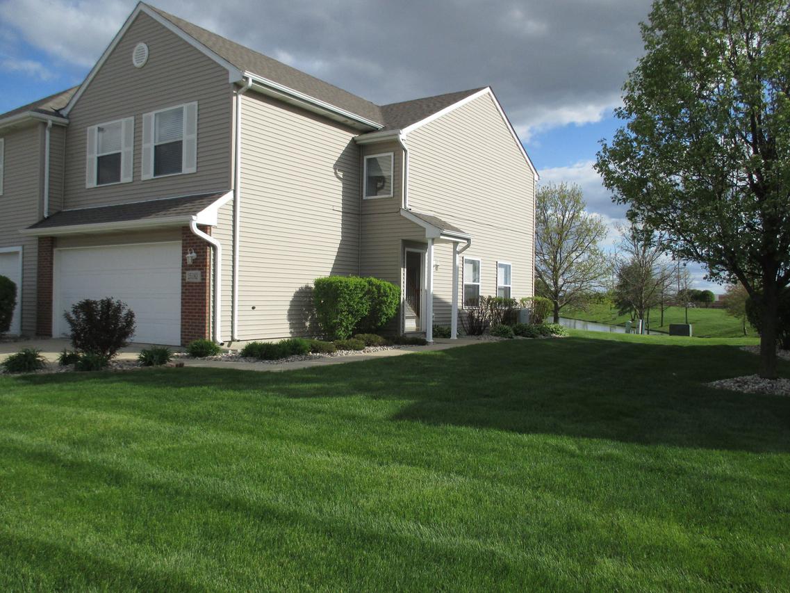 25182 Shannon Dr., Manhattan, IL 60442