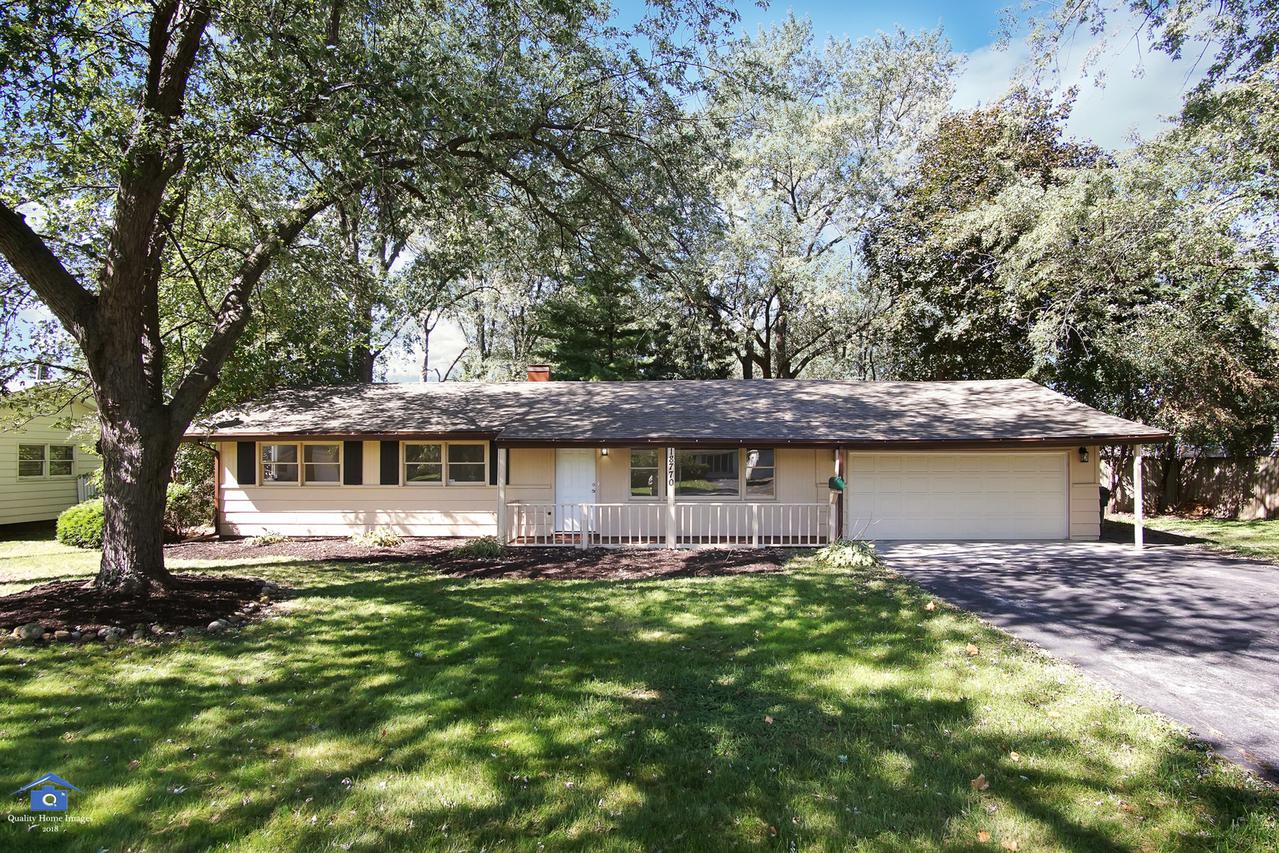 18770 Loras Ln., Country Club Hills, IL 60478