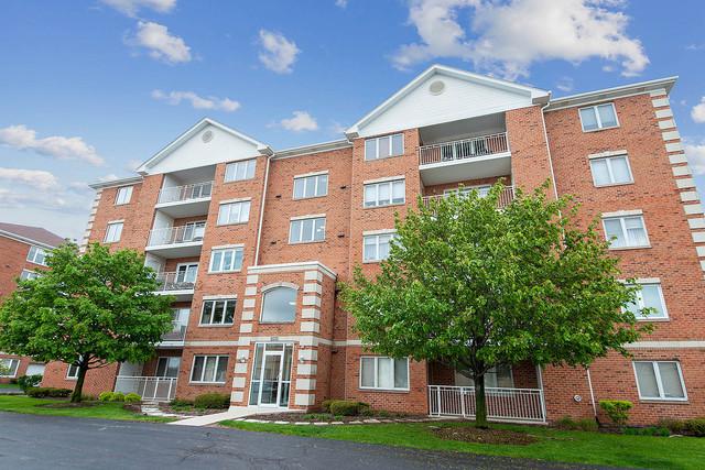 5520 115th St. #102, Oak Lawn, IL 60453