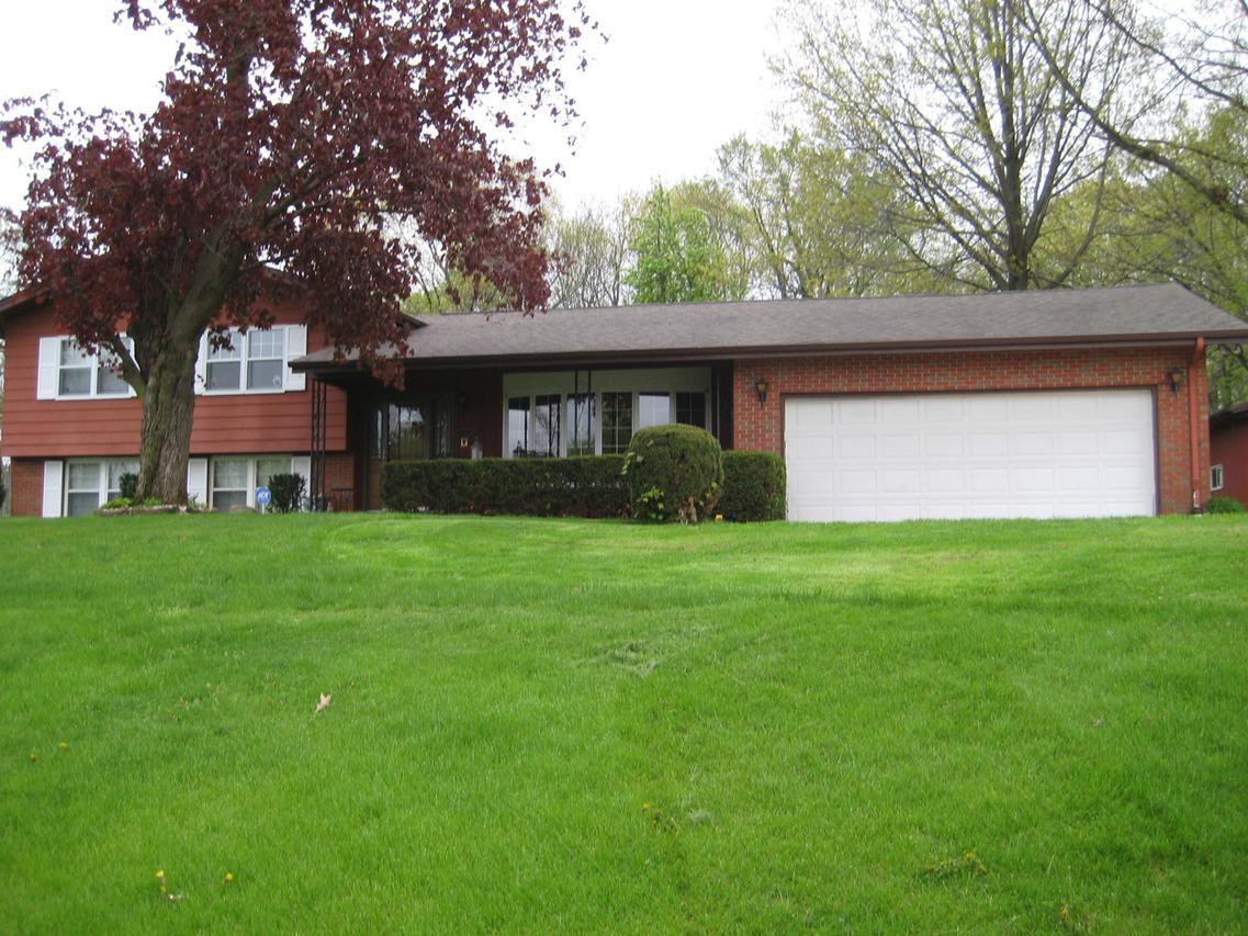 13135 Pleasant St., Morrison, IL 61270