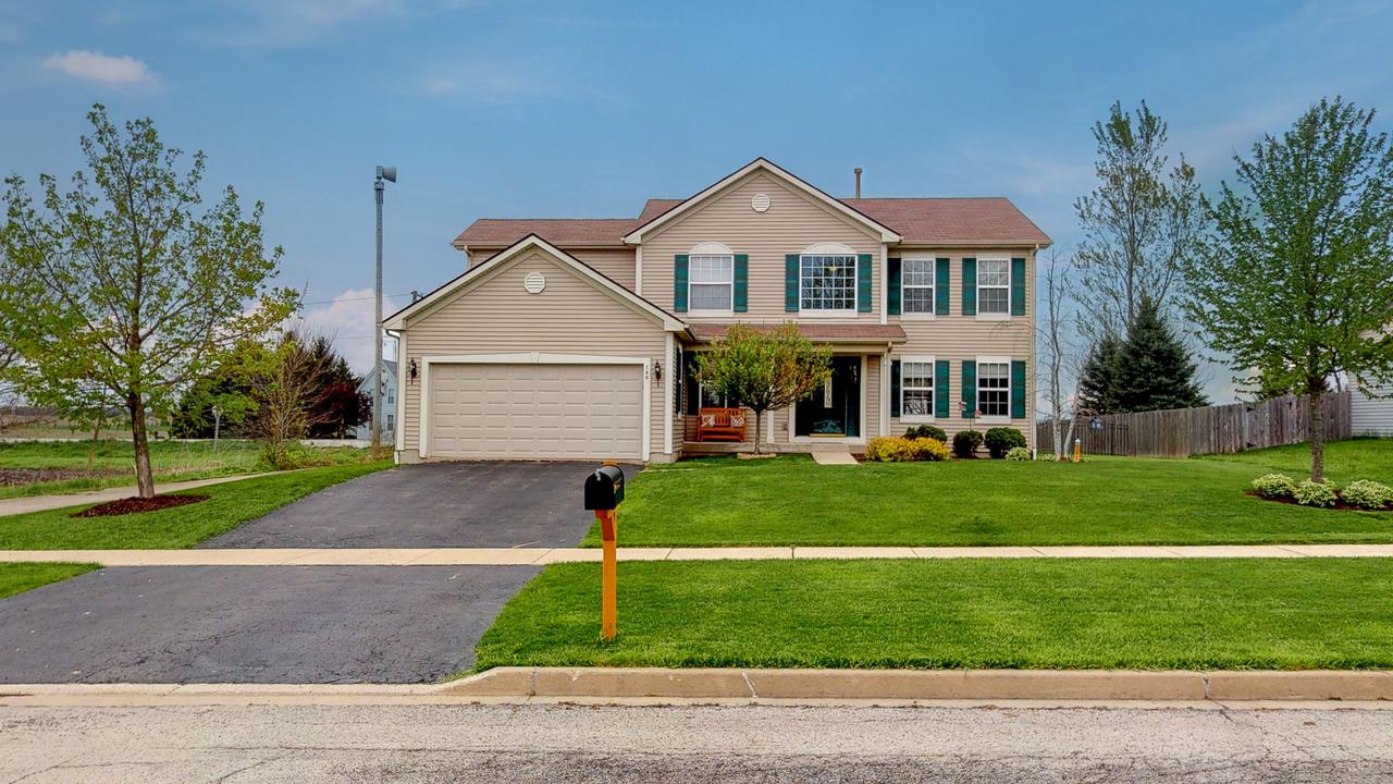 749 Poplar Ln., Dekalb, IL 60115