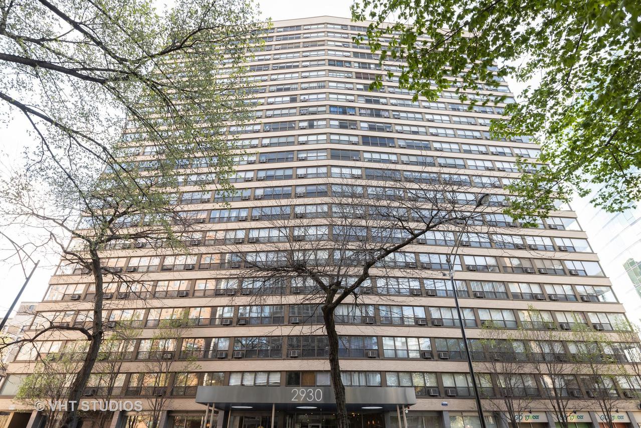 2930 N Sheridan Rd. #1109, Chicago, IL 60657