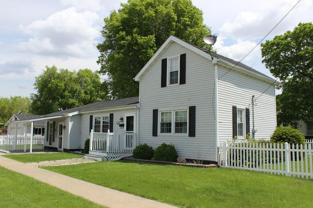 301 N Walnut St., El Paso, IL 61738