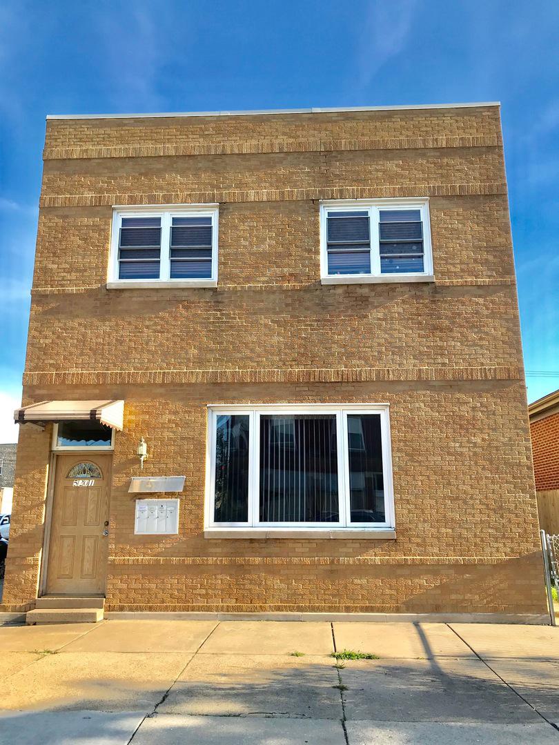 5201 W Roscoe St., Chicago, IL 60641