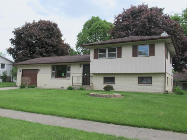 2409 Elizabeth St., Urbana, IL 61802