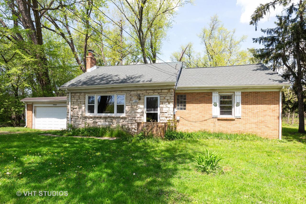34w062 Fox River Dr., East Dundee, IL 60118