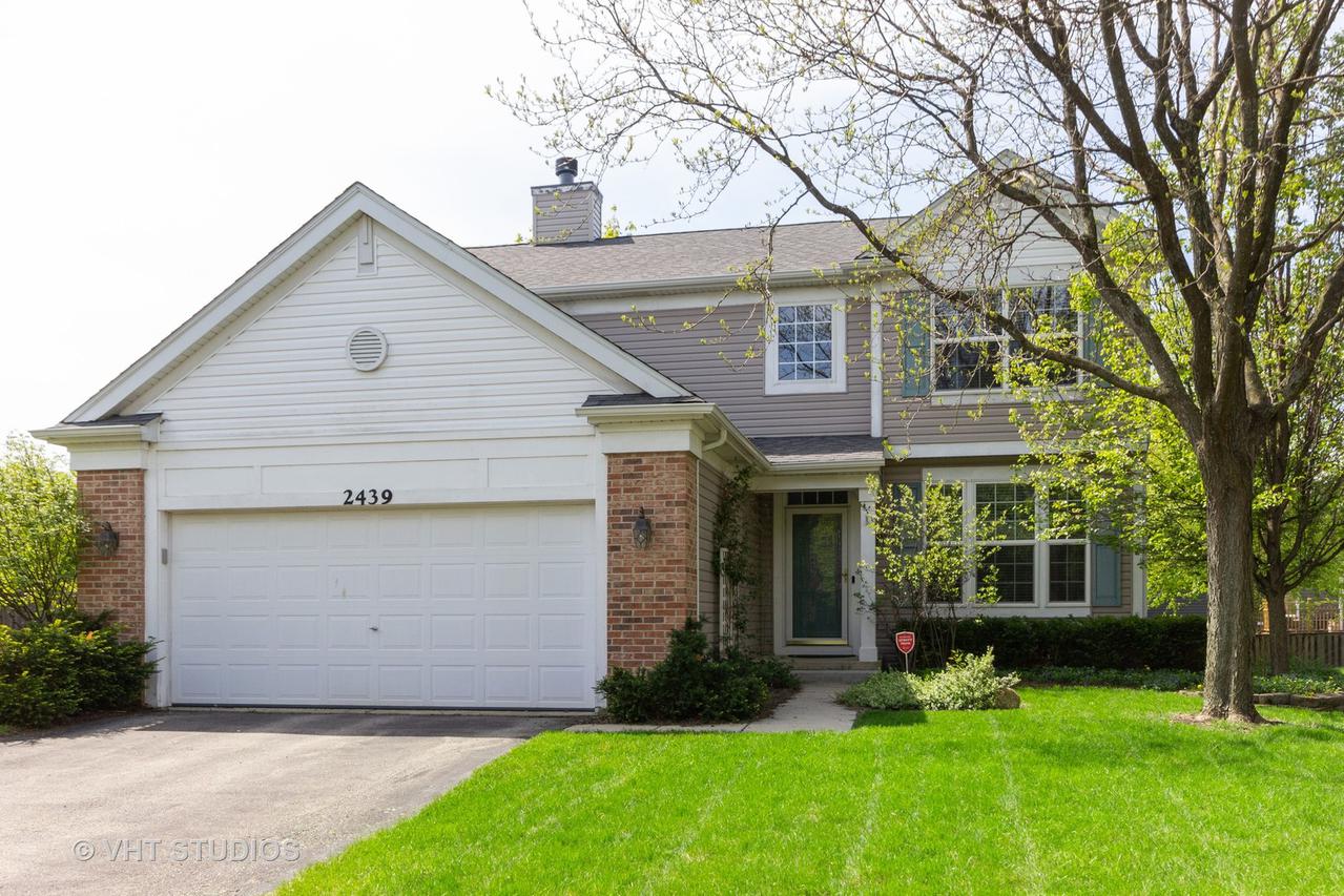2439 Savoy Ct., Aurora, IL 60503