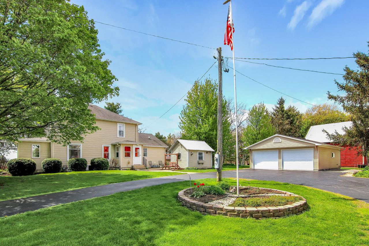 4063 Gov Beveridge Hwy., Sandwich, IL 60548