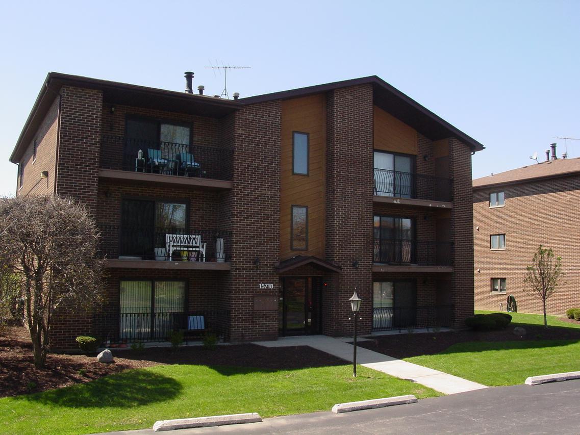 15718 Revere Ct. #B, Oak Forest, IL 60452
