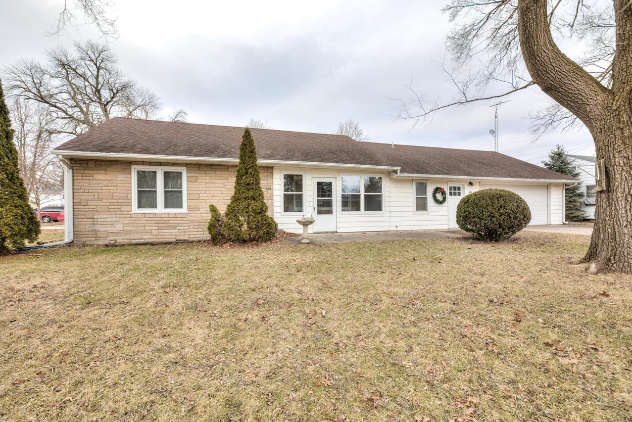 404 E 4th St., Gibson City, IL 60936