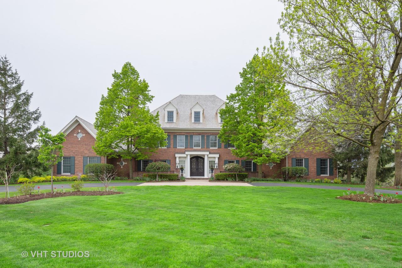 26504 N Middleton Pkwy., Mundelein, IL 60060