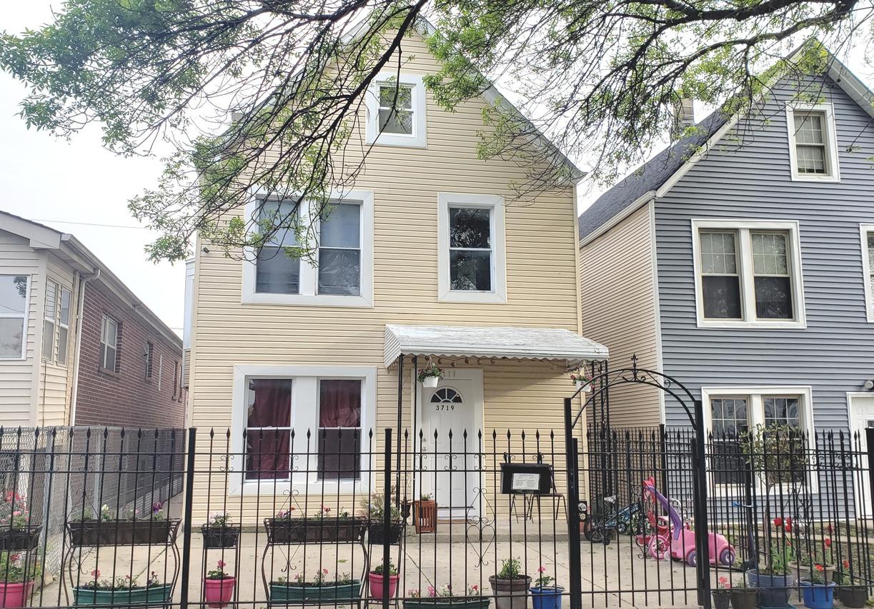 3719 W Palmer St., Chicago, IL 60647