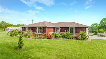 29854 E Hoffman Rd., Mackinaw, IL 61755