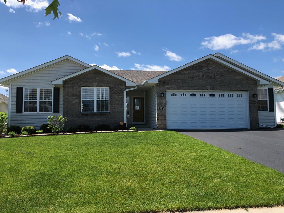 2933 Vaughndale Dr., Machesney Park, IL 61115