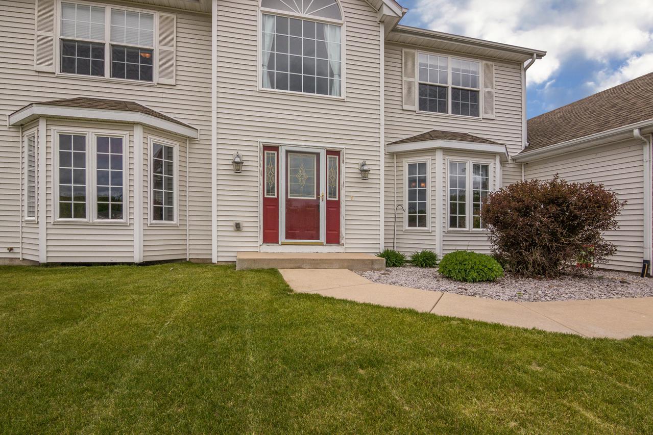 11062 Chicory Ridge Way, Roscoe, IL 61073
