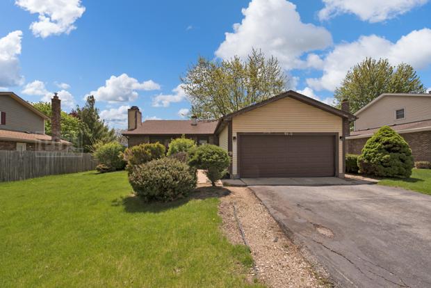 1313 Regency Grove Dr., Darien, IL 60561