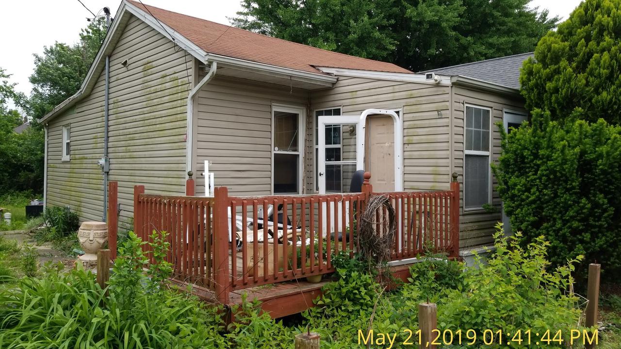 1011 Diamond St., Alton, IL 62002