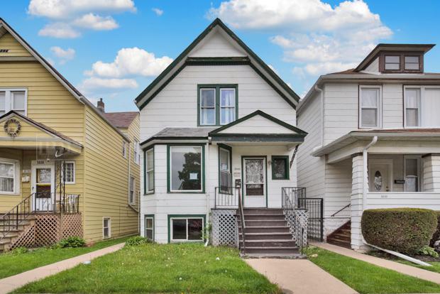 3840 N Drake Ave., Chicago, IL 60618