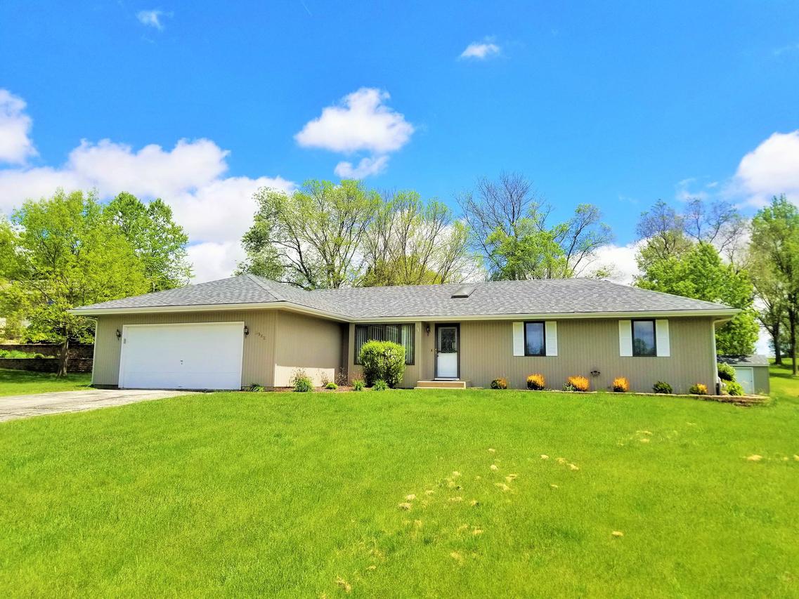 3982 Montclair Rd., Roscoe, IL 61073