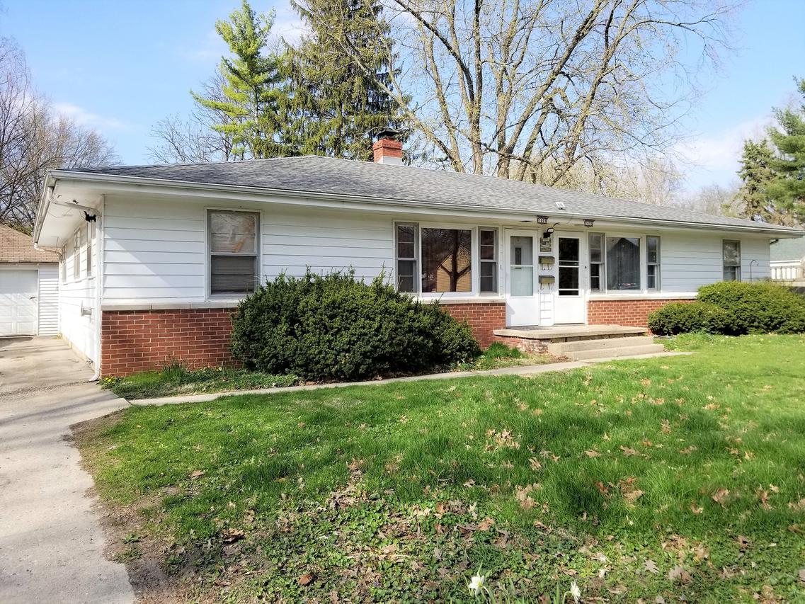 1406/08 Clark St., Champaign, IL 61821