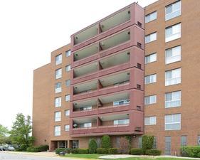 100 Park Ave. #311, Calumet City, IL 60409