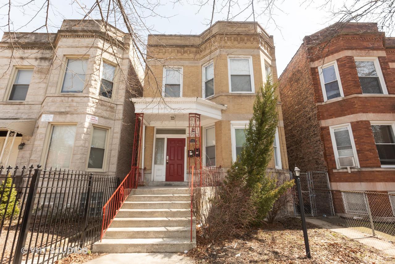 7237 S Champlain Ave., Chicago, IL 60619