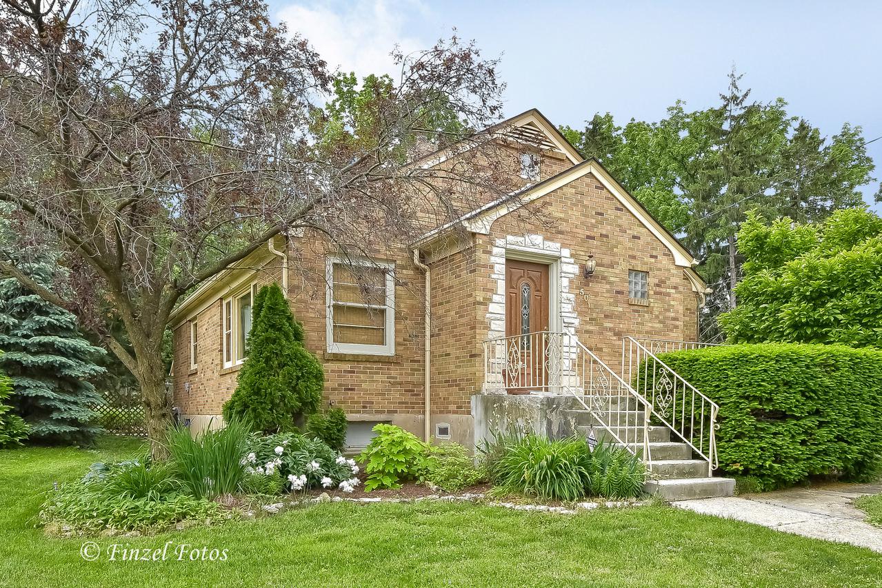 501 W Chicago St., Elgin, IL 60123