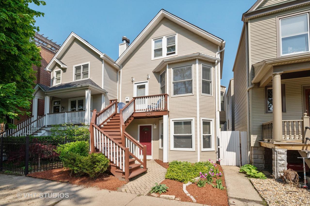 3447 N Seeley Ave., Chicago, IL 60618