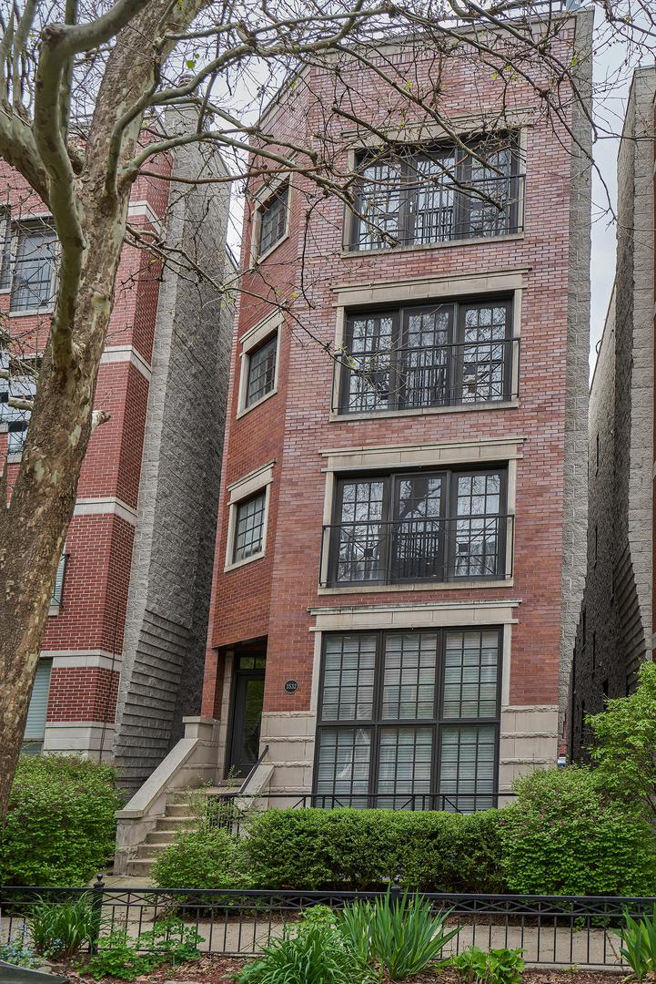 3532 N Fremont St. #4, Chicago, IL 60657