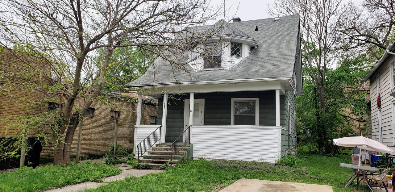 920 Grant Ave., Rockford, IL 61103