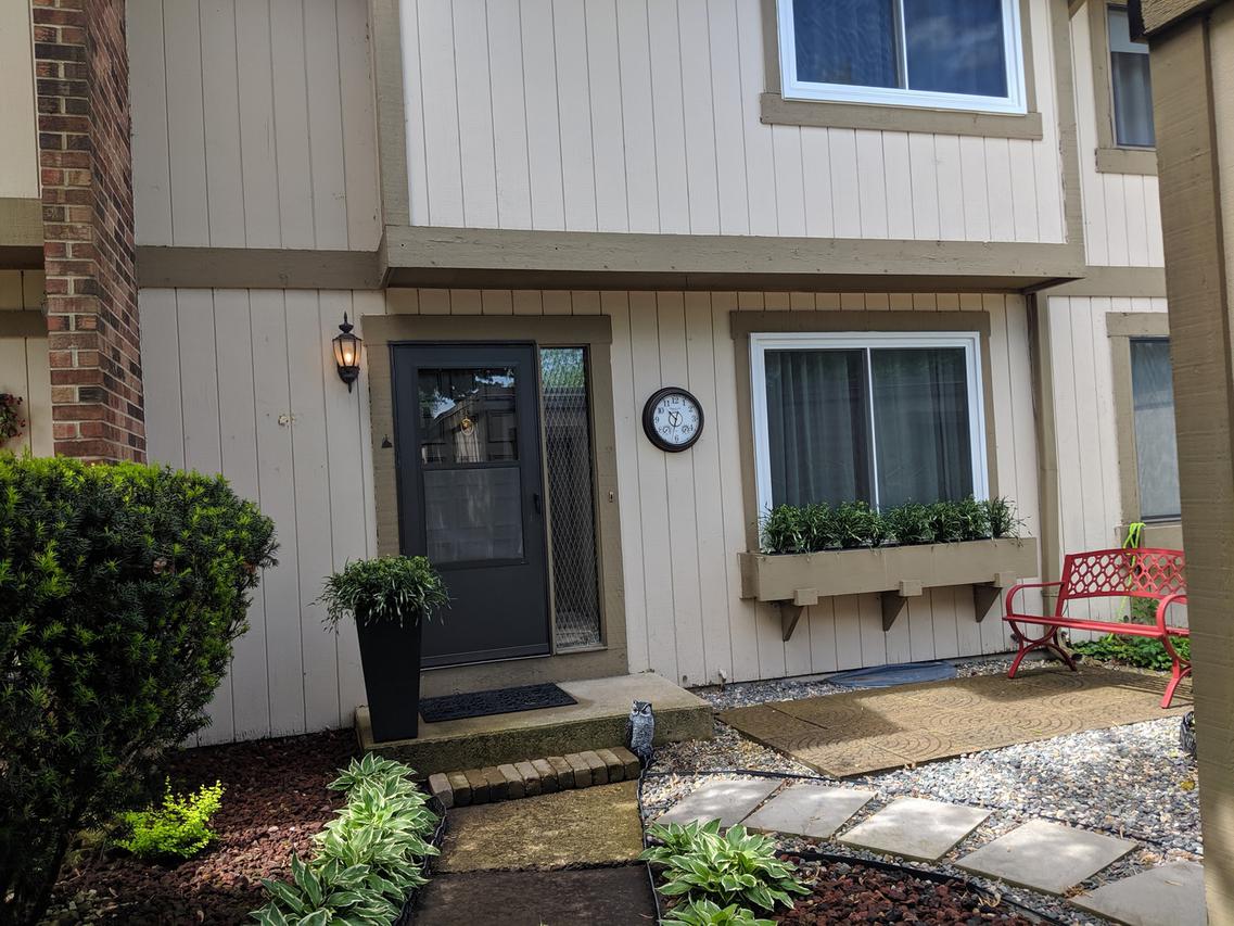 1065 Timberlake Ct., Aurora, IL 60506