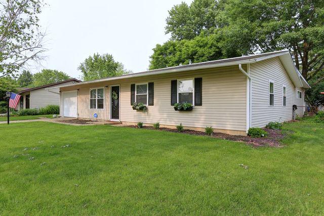 1108 Hollycrest Dr., Champaign, IL 61821