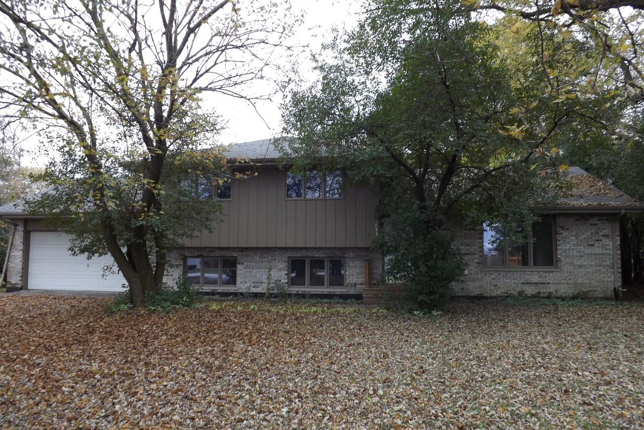 4843 Hollywood Dr., Country Club Hills, IL 60478