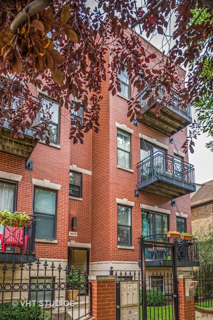 1618 N Claremont Ave. #3N, Chicago, IL 60647