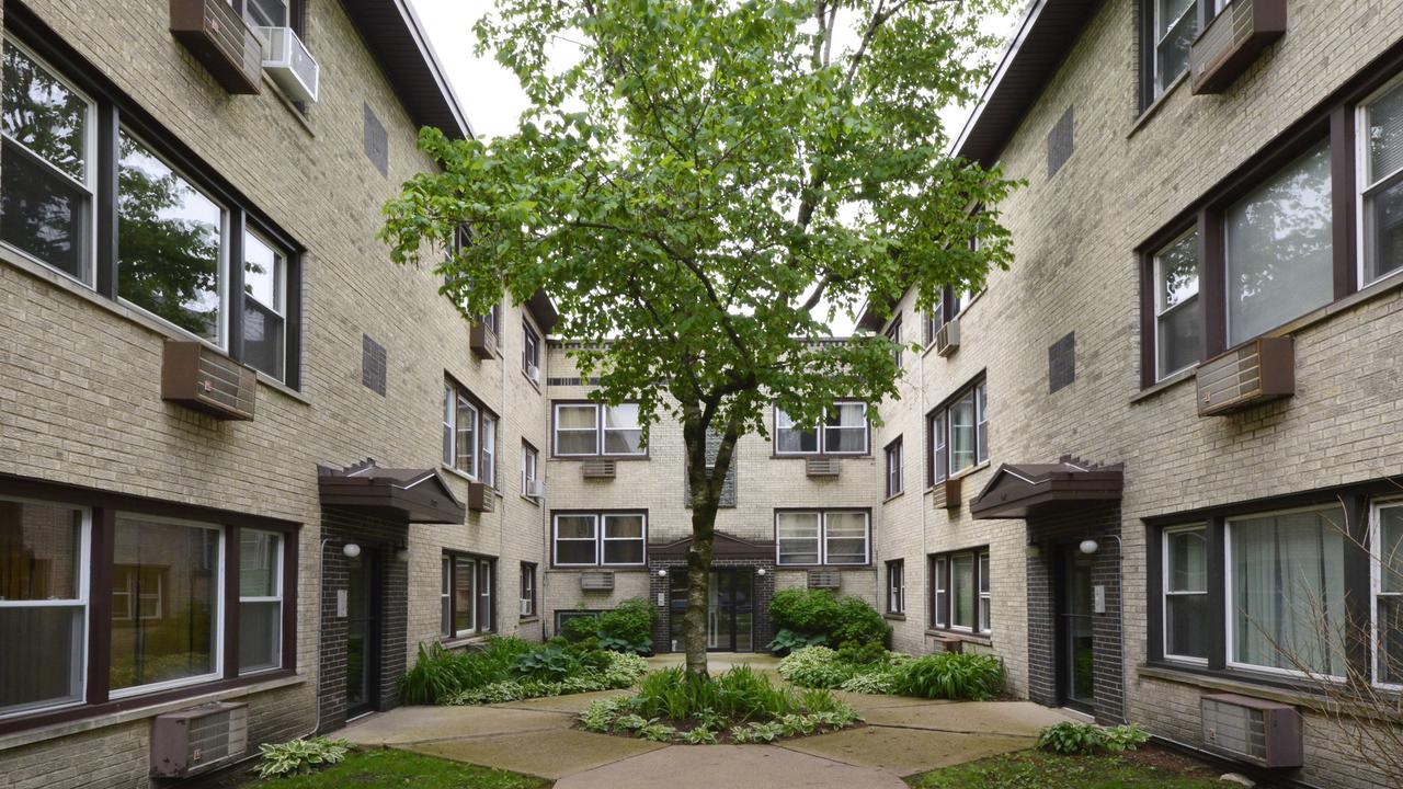 1509 W Birchwood Ave. #2D, Chicago, IL 60626